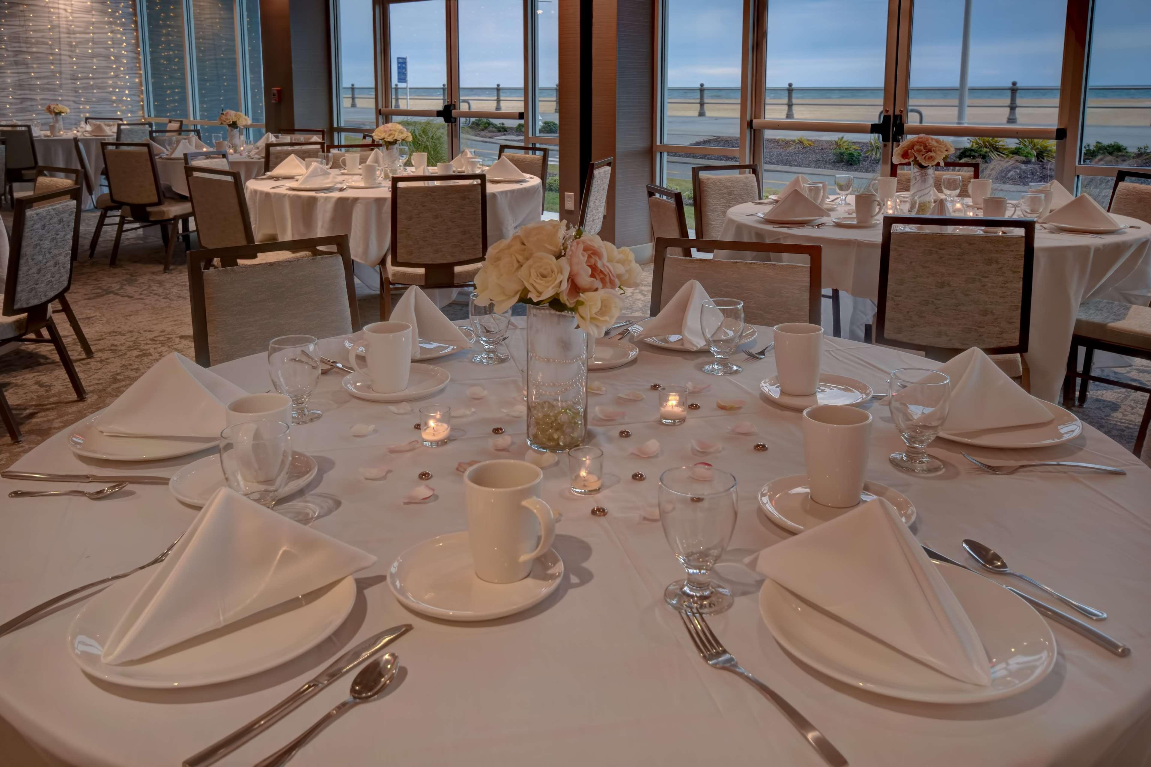 Doubletree By Hilton Oceanfront Virginia Beach Exterior foto