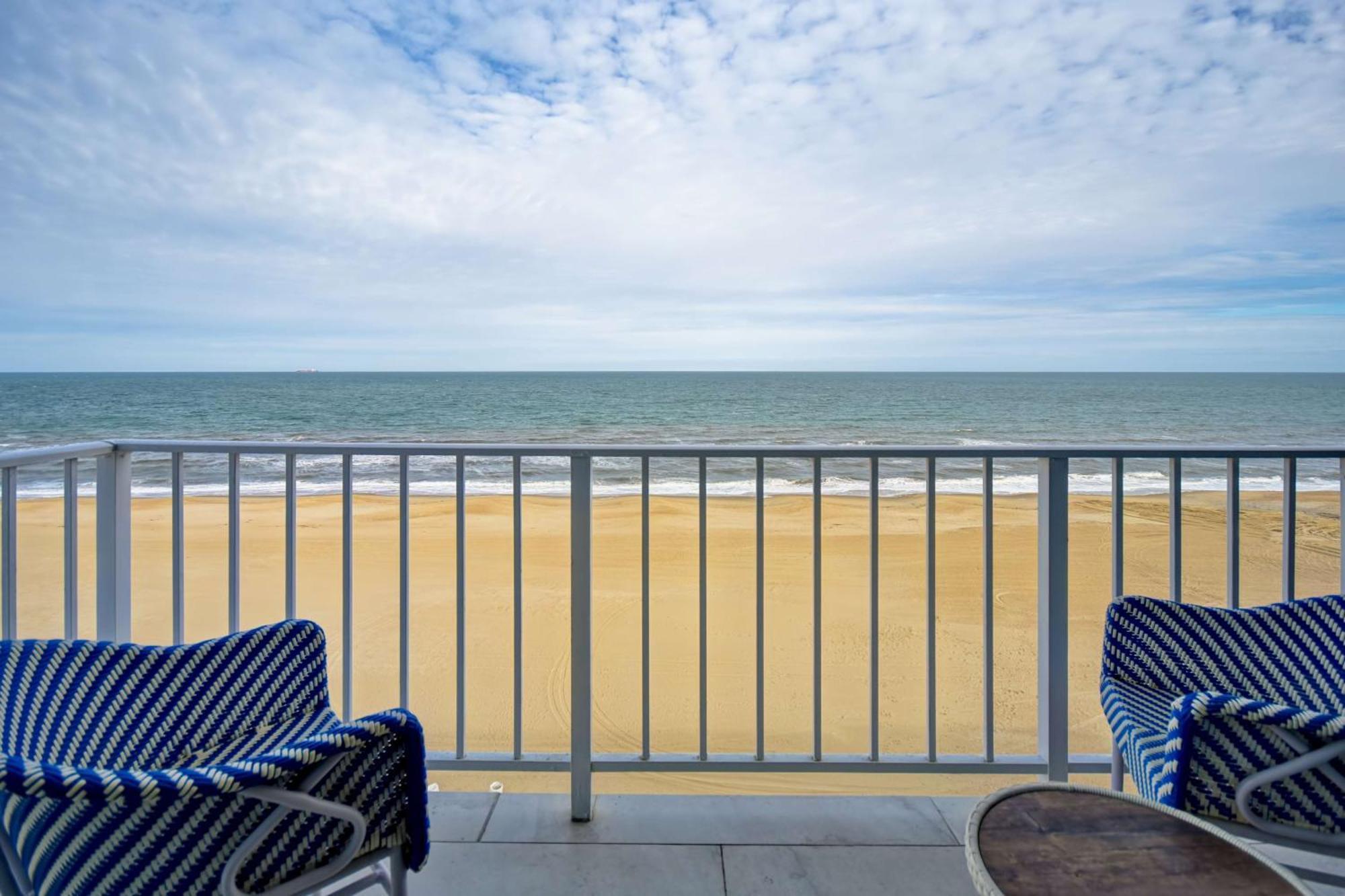 Doubletree By Hilton Oceanfront Virginia Beach Exterior foto