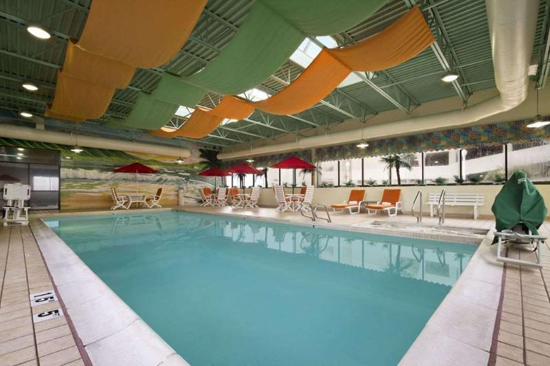 Doubletree By Hilton Oceanfront Virginia Beach Exterior foto
